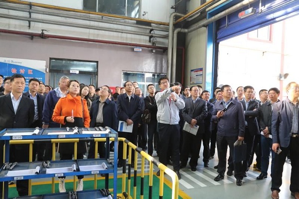 15.全省复造推广临汾赏金船长经验现场推动会”在我司召开.jpg