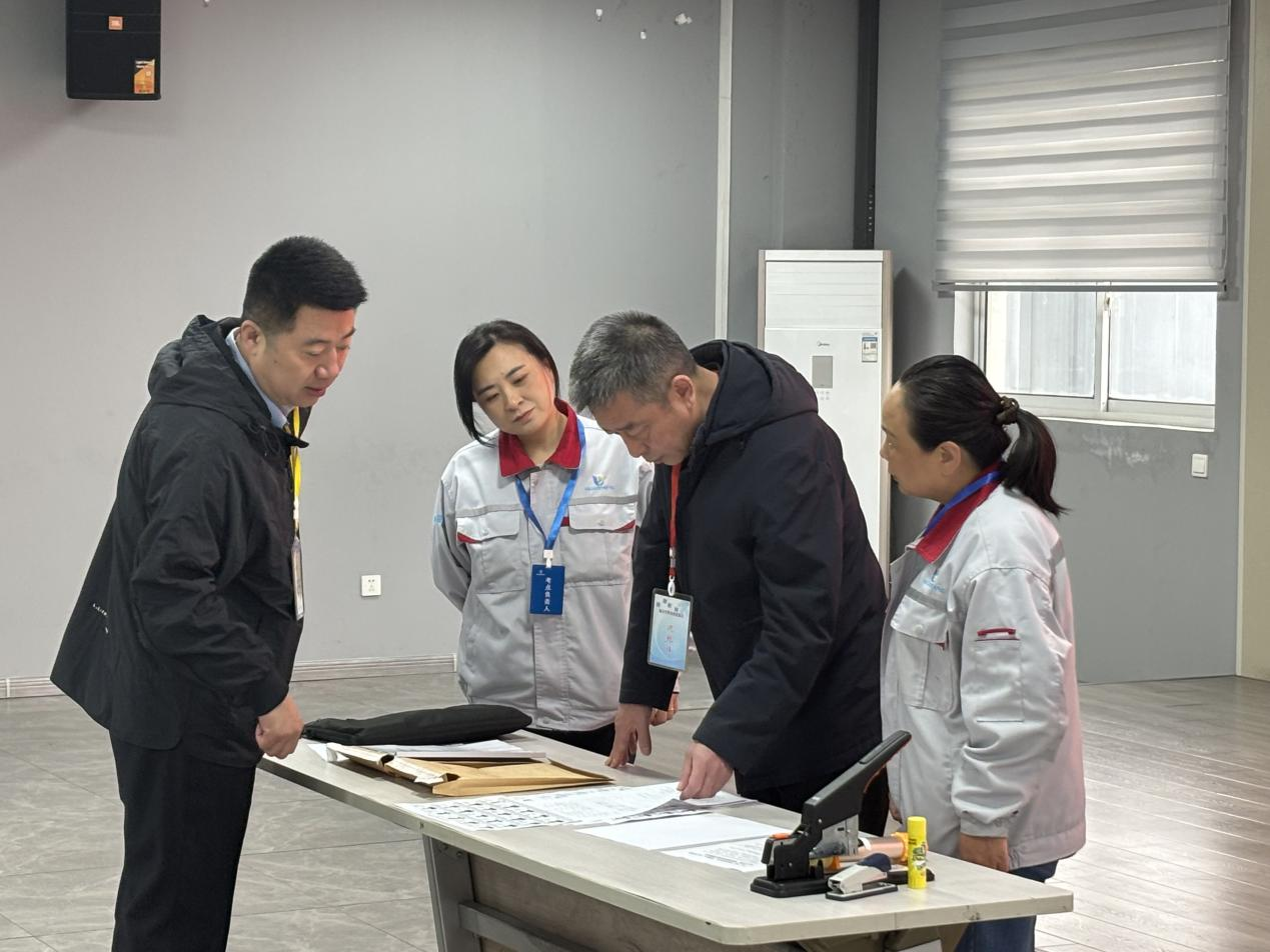 赏金船长集团成功进行2025年度第一批 高级造型工职业技术等级认定考试